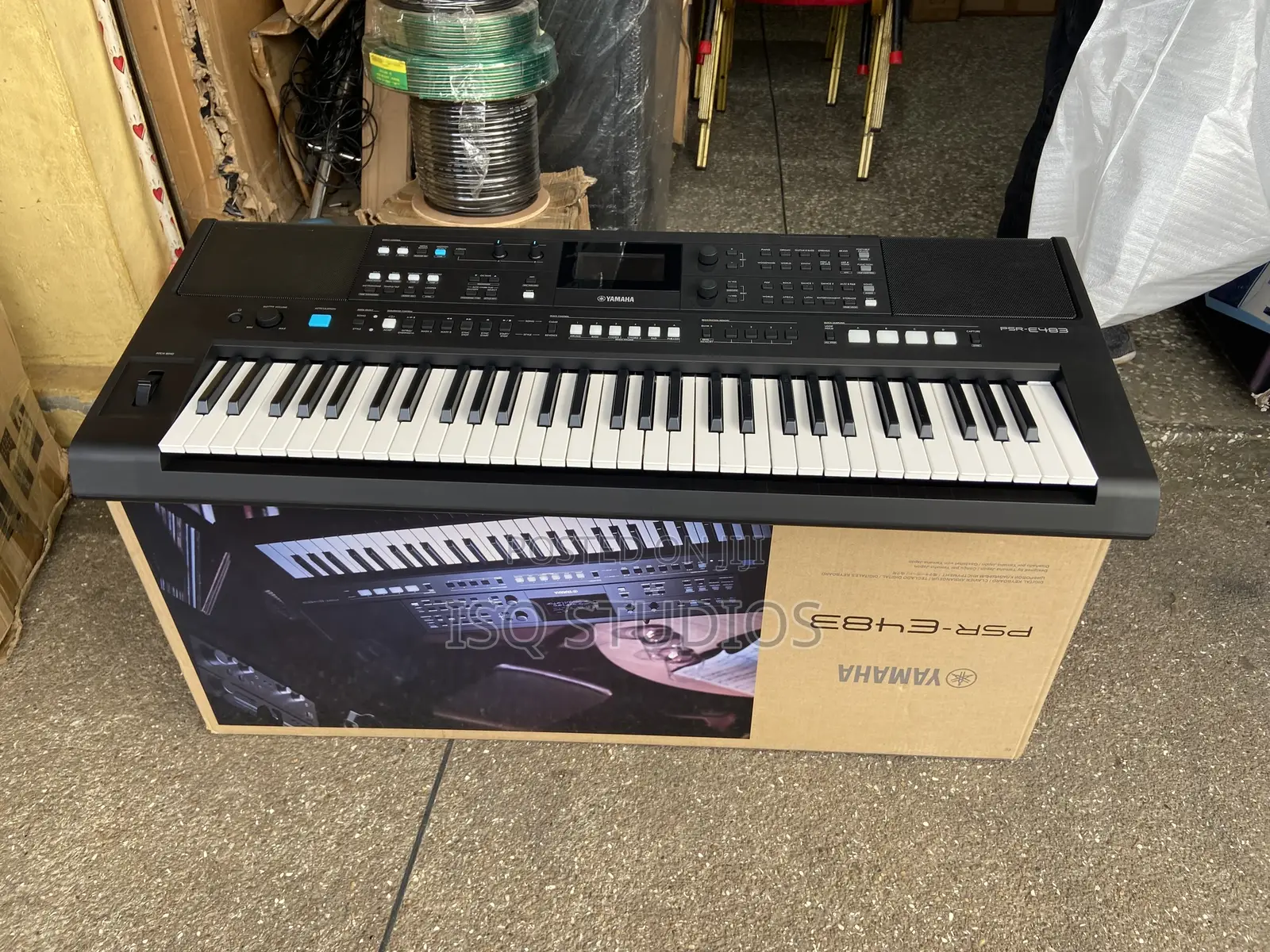 Yamaha PSR-E483 Keyboard