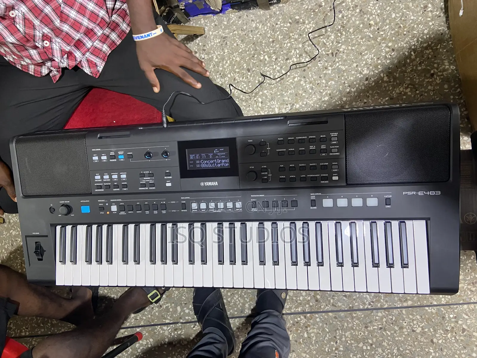 Yamaha PSR-E483 Keyboard