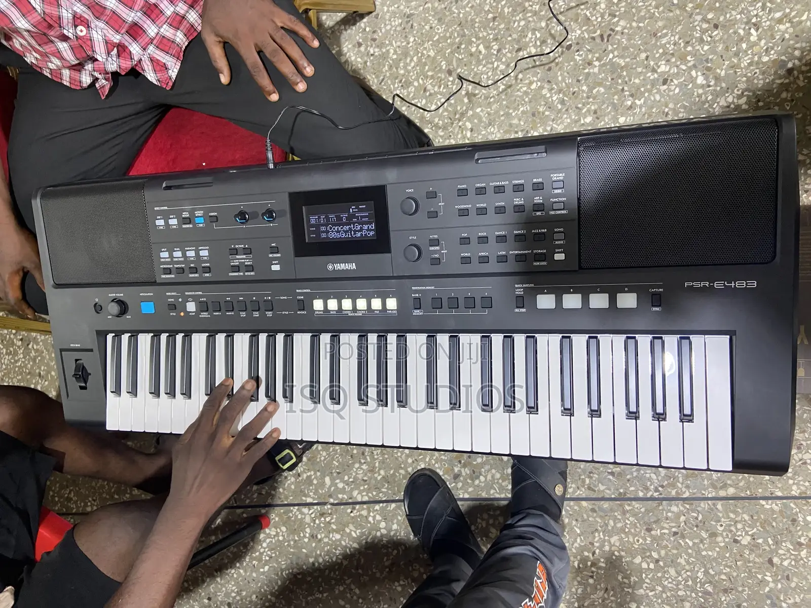 Yamaha PSR-E483 Keyboard