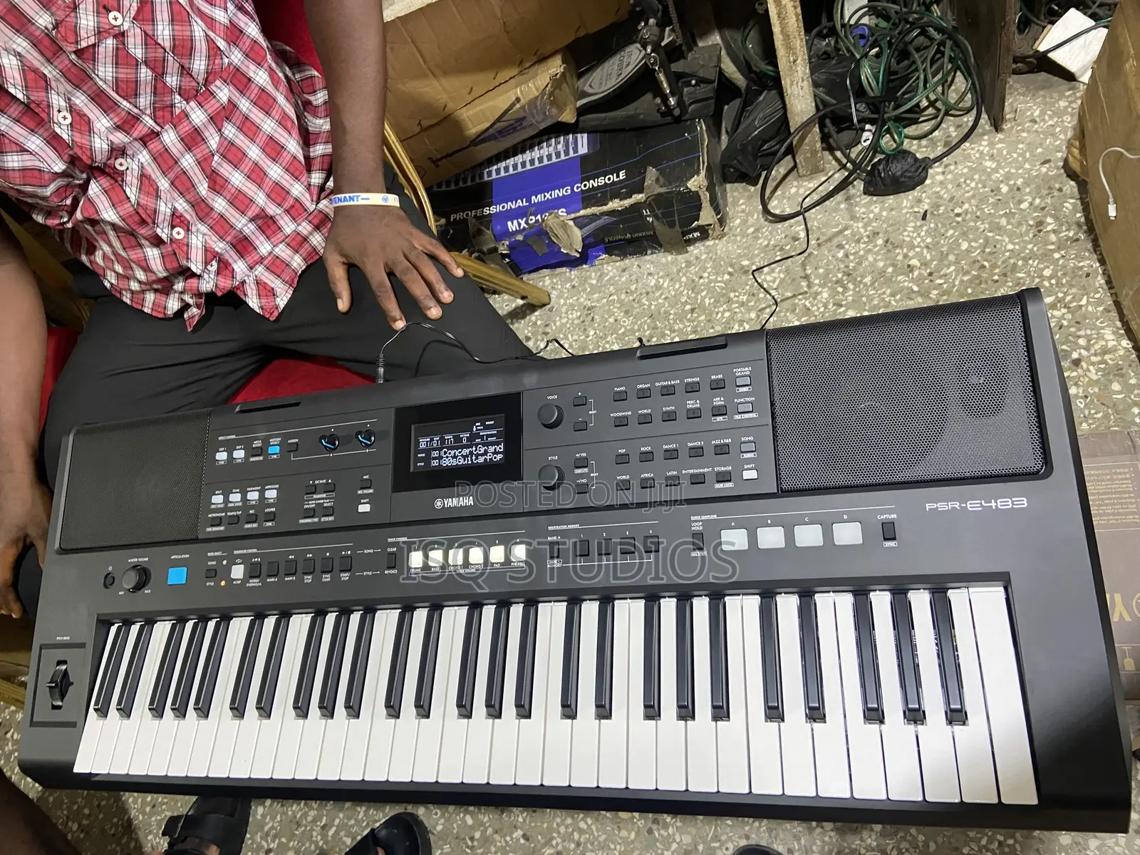 Yamaha PSR-E483 Keyboard