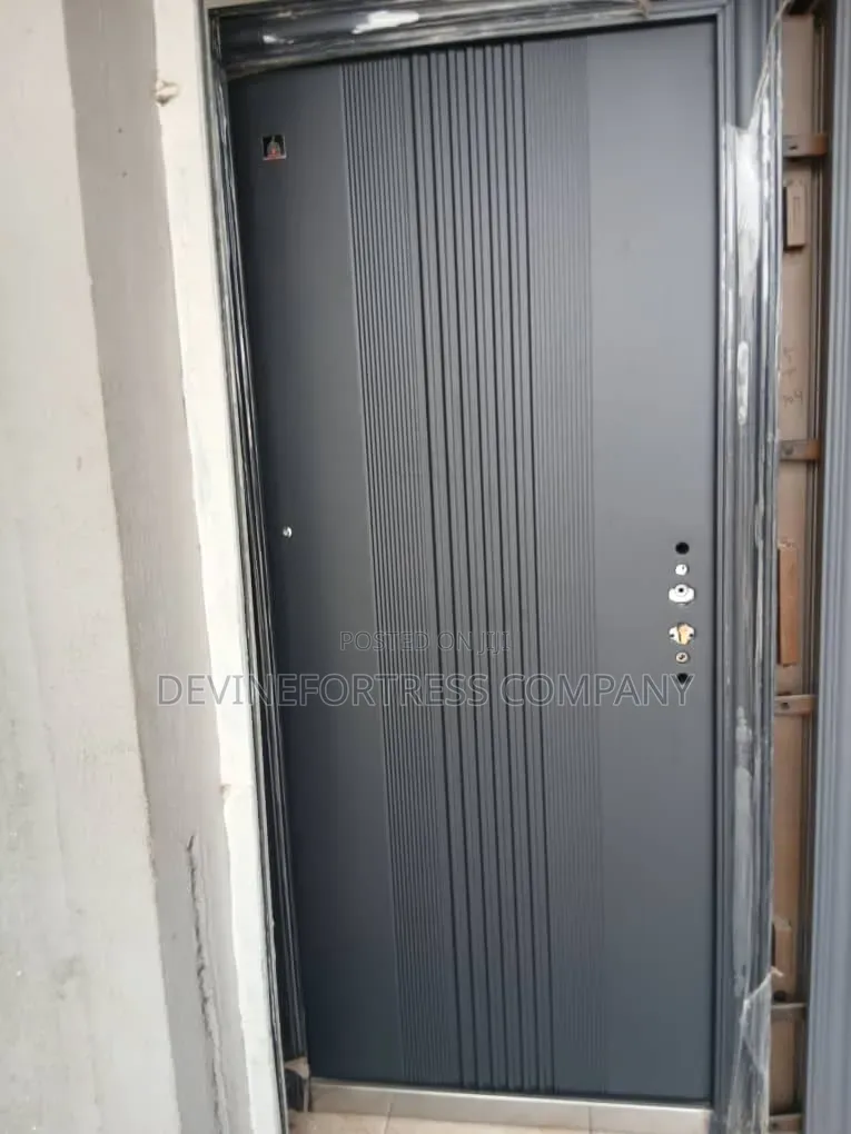High Quality Foreign Gray Door Splendor