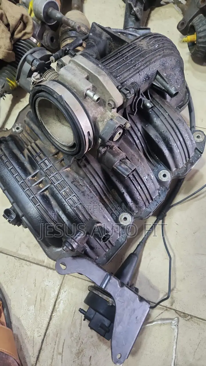 2002-2004 Jeep Cherokee/Liberty Complete Intake Manifold (Ae)