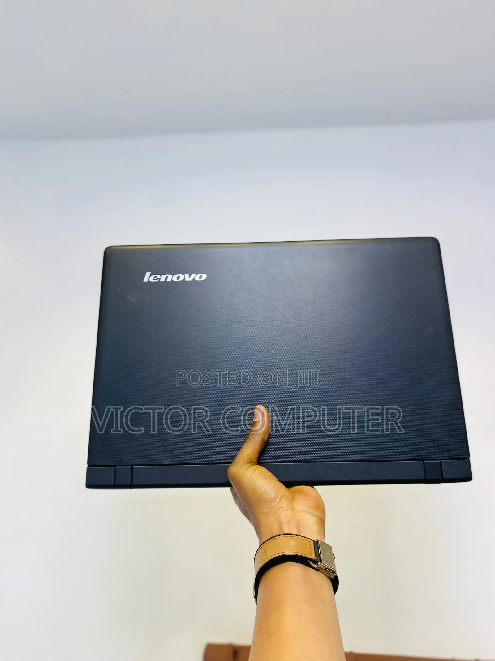 Laptop Lenovo IdeaPad 100 4GB Intel Celeron HDD 500GB