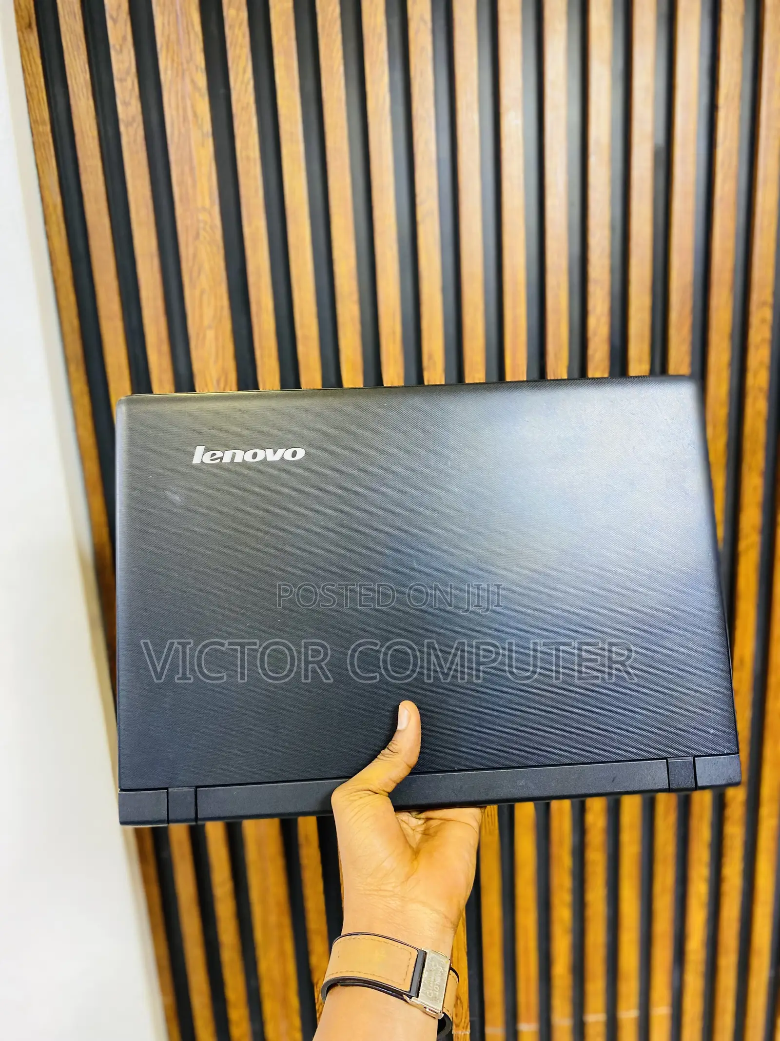 Laptop Lenovo IdeaPad 100 4GB Intel Celeron HDD 500GB