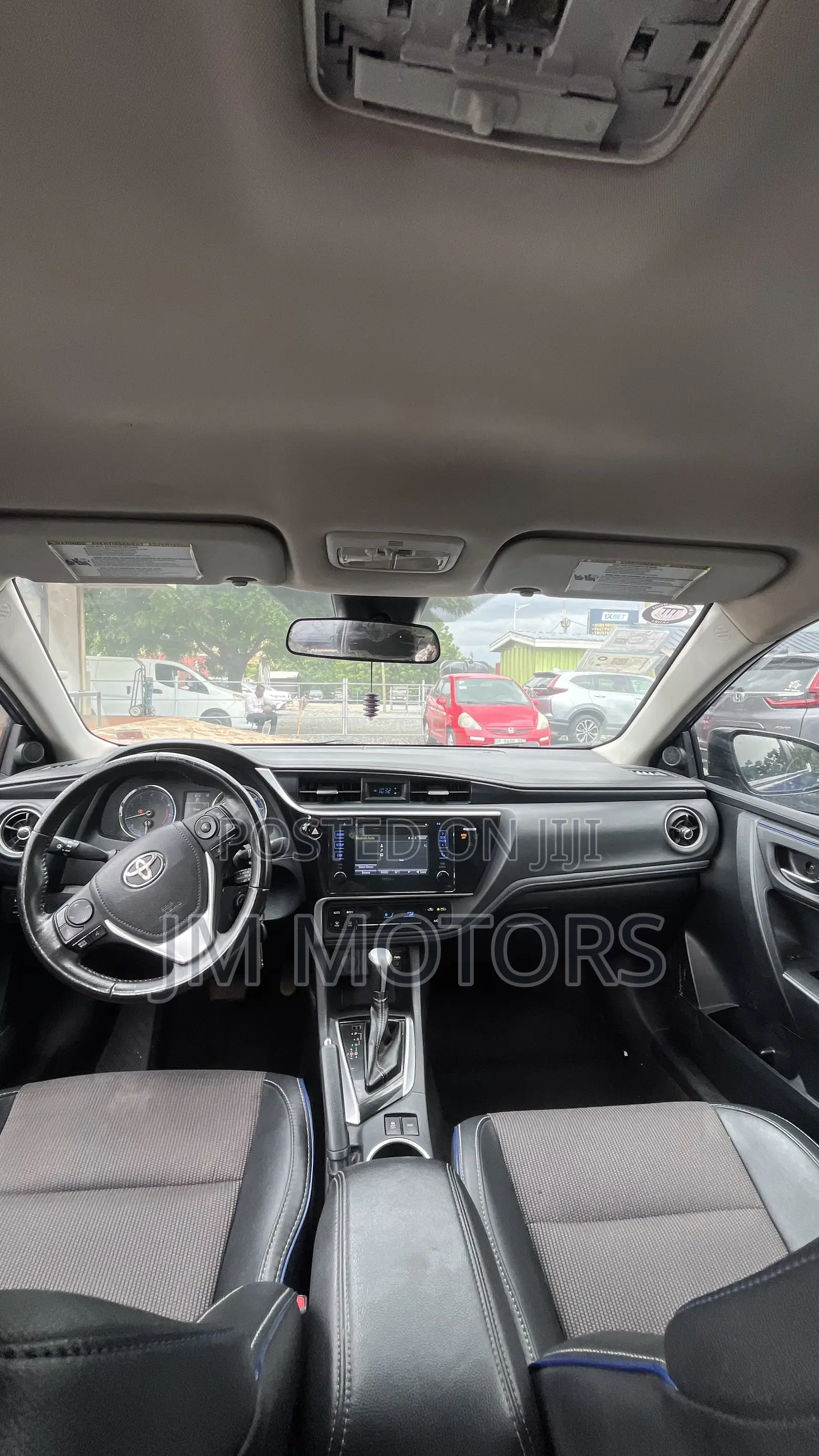 Toyota Corolla SE 4dr Sedan (1.8L 4cyl CVT) 2017 Blue