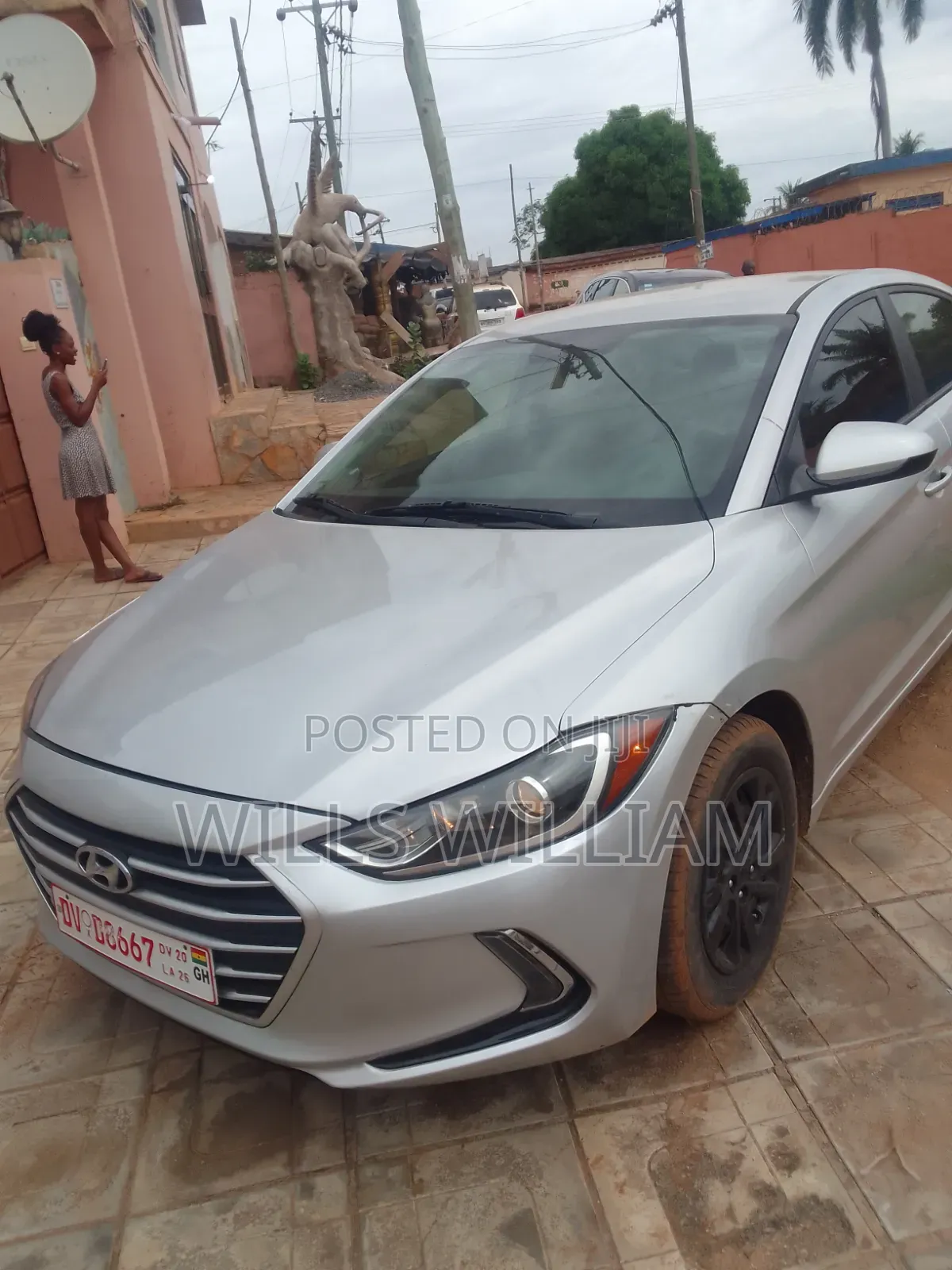 Hyundai Elantra SE Sedan FWD (2.0L 4cyl 6M) 2017 Gray