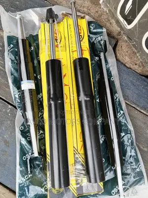 Audi Q7 2017 Front Shocks