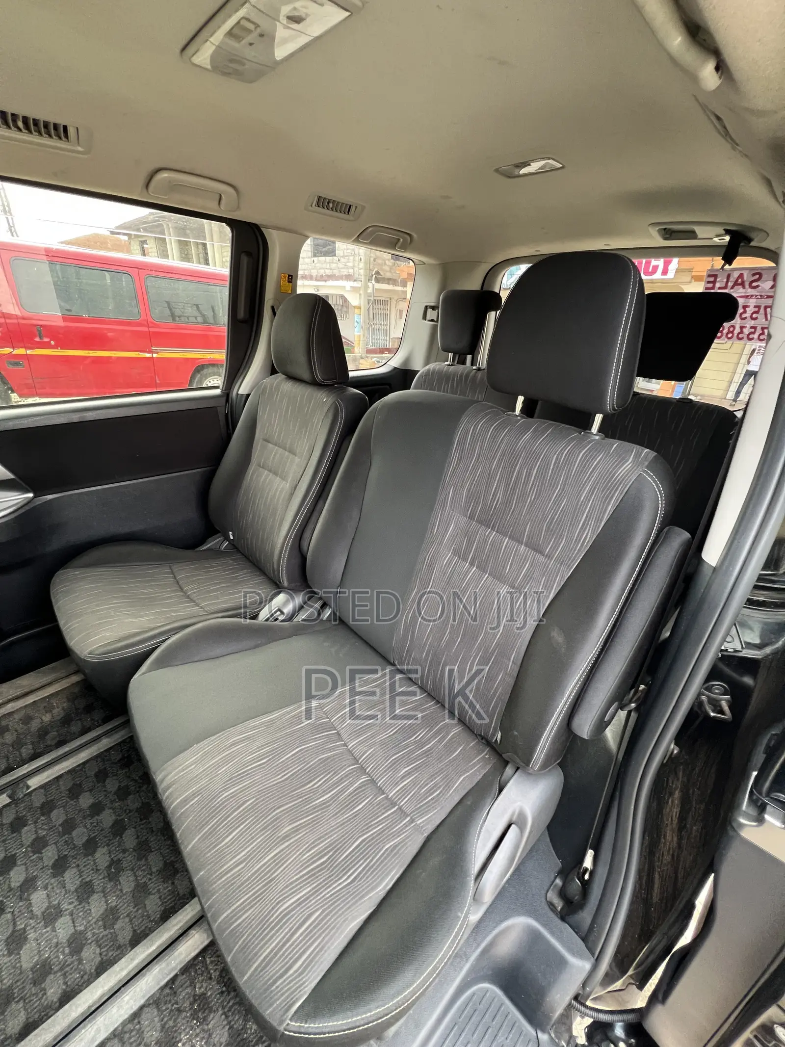 Toyota Voxy 2012 Black