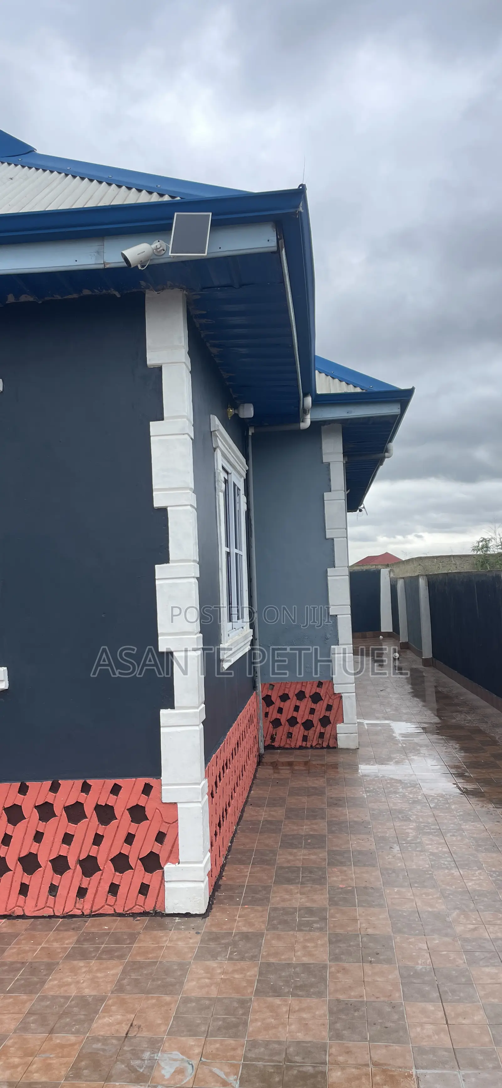 6bdrm House in Bosomtwe for sale