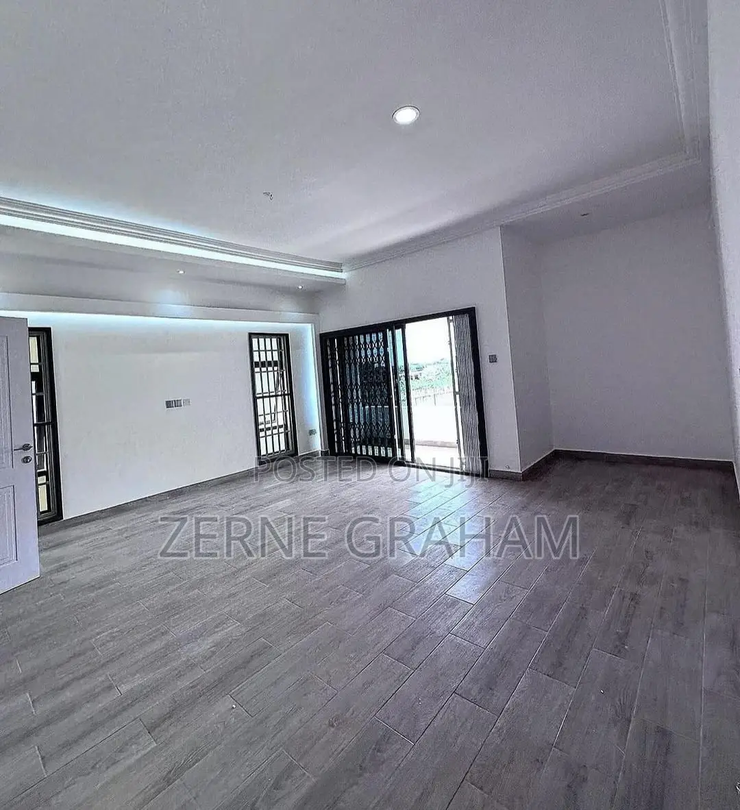3bdrm House in Ayi Mensah, Ga East Municipal for sale