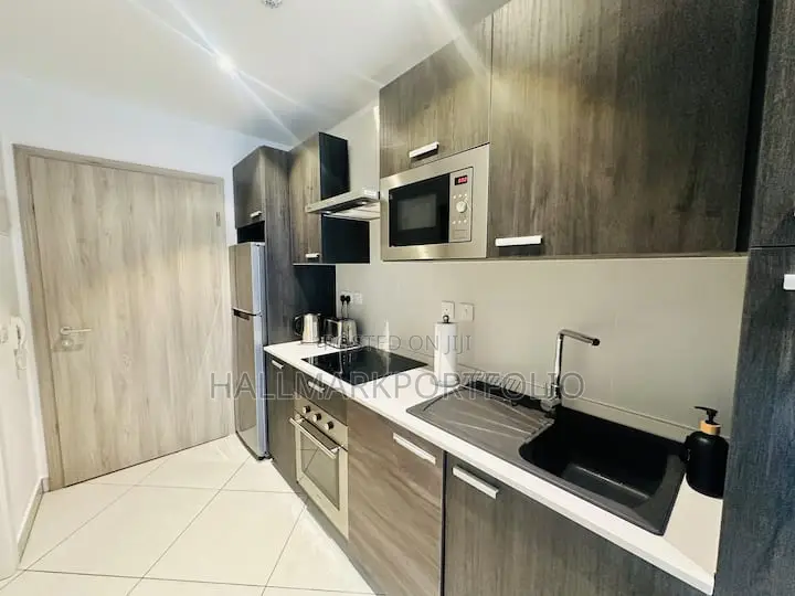 Furnished 1bdrm Apartment in The Lennox, Airport Residential Area