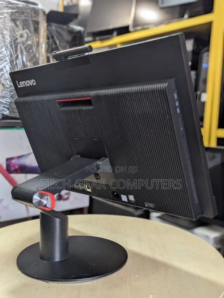Lenovo ThinkCentre M810z AIO 8GB Intel Core i5 SSD 256GB