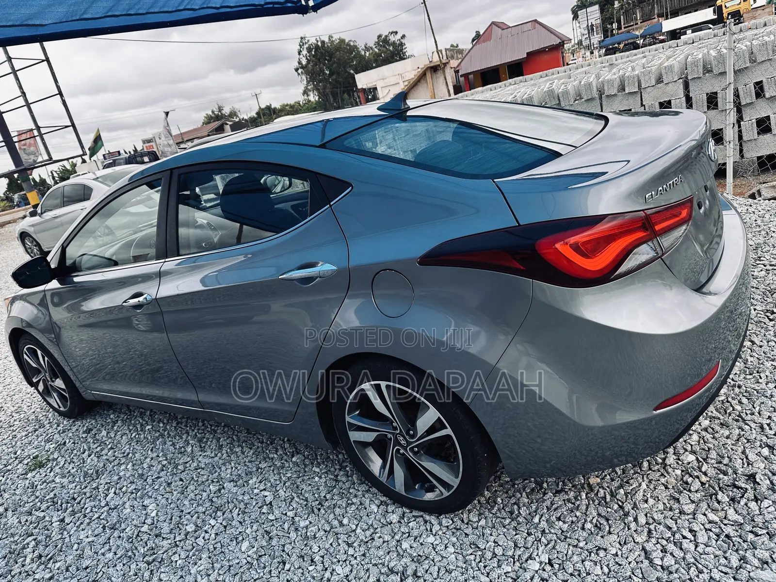 Hyundai Elantra Limited Sedan FWD (1.8L 4cyl 6A) 2016 Gray