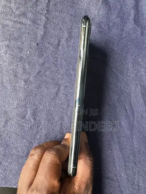 Apple iPhone 11 Pro Max 64 GB Green