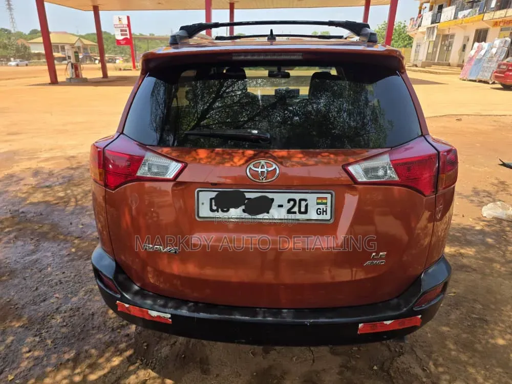 Toyota RAV4 2015 Gold
