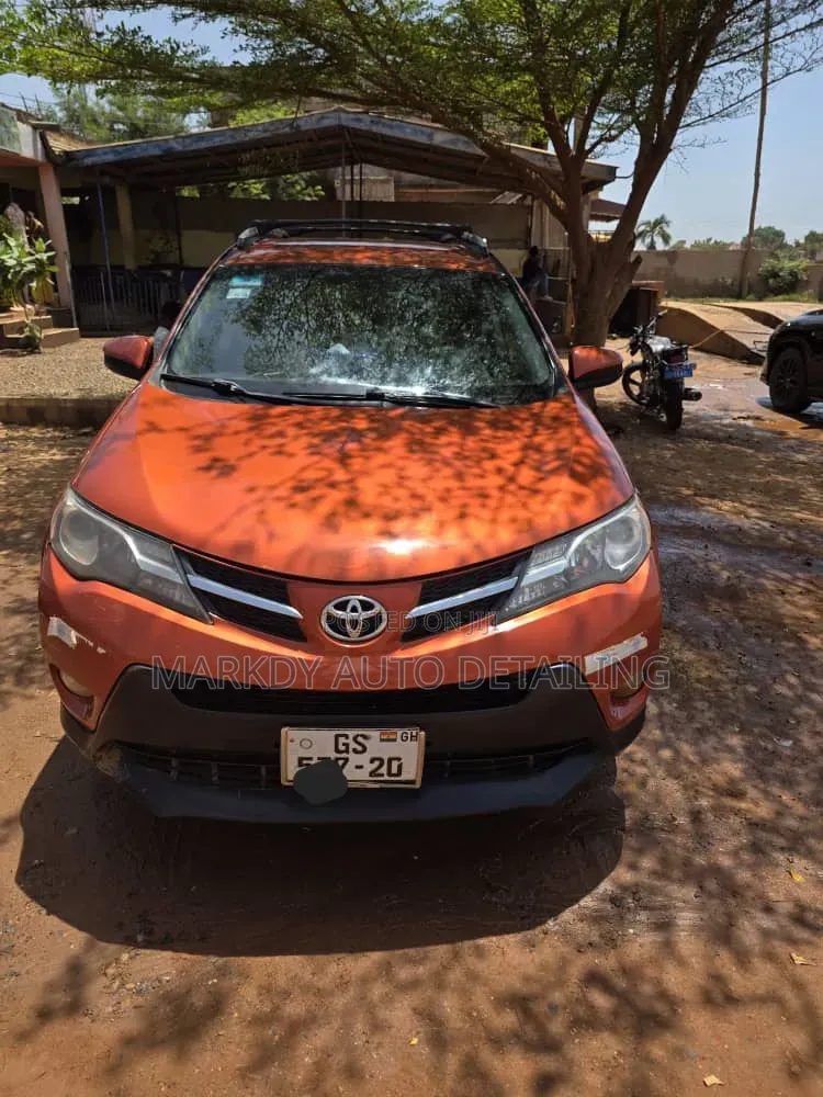Toyota RAV4 2015 Gold