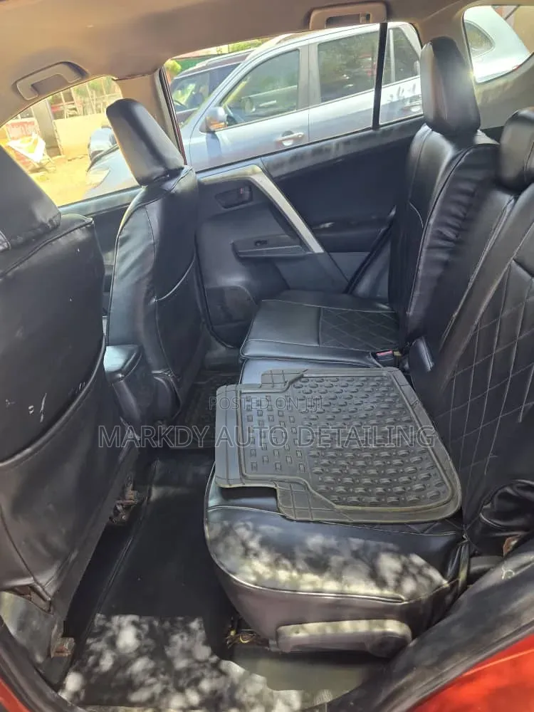 Toyota RAV4 2015 Gold