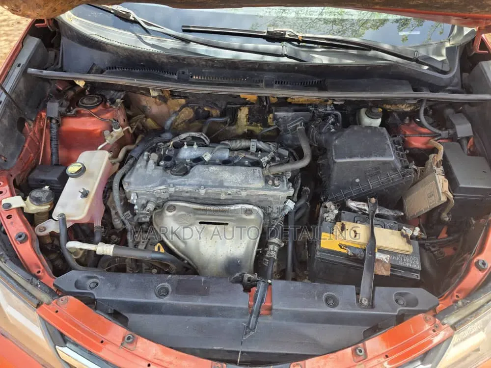 Toyota RAV4 2015 Gold