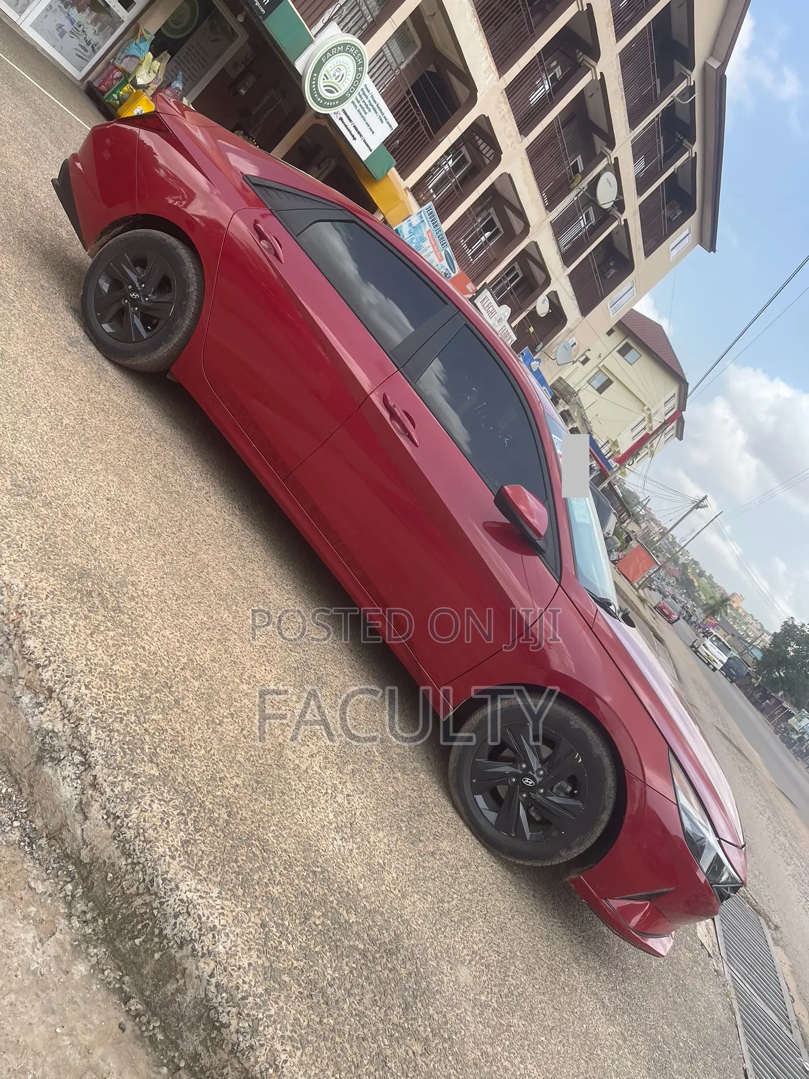 Hyundai Elantra Limited 2021 Red