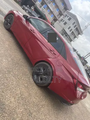 Hyundai Elantra Limited 2021 Red