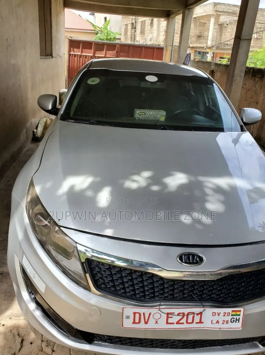 Kia K5 2011 Silver