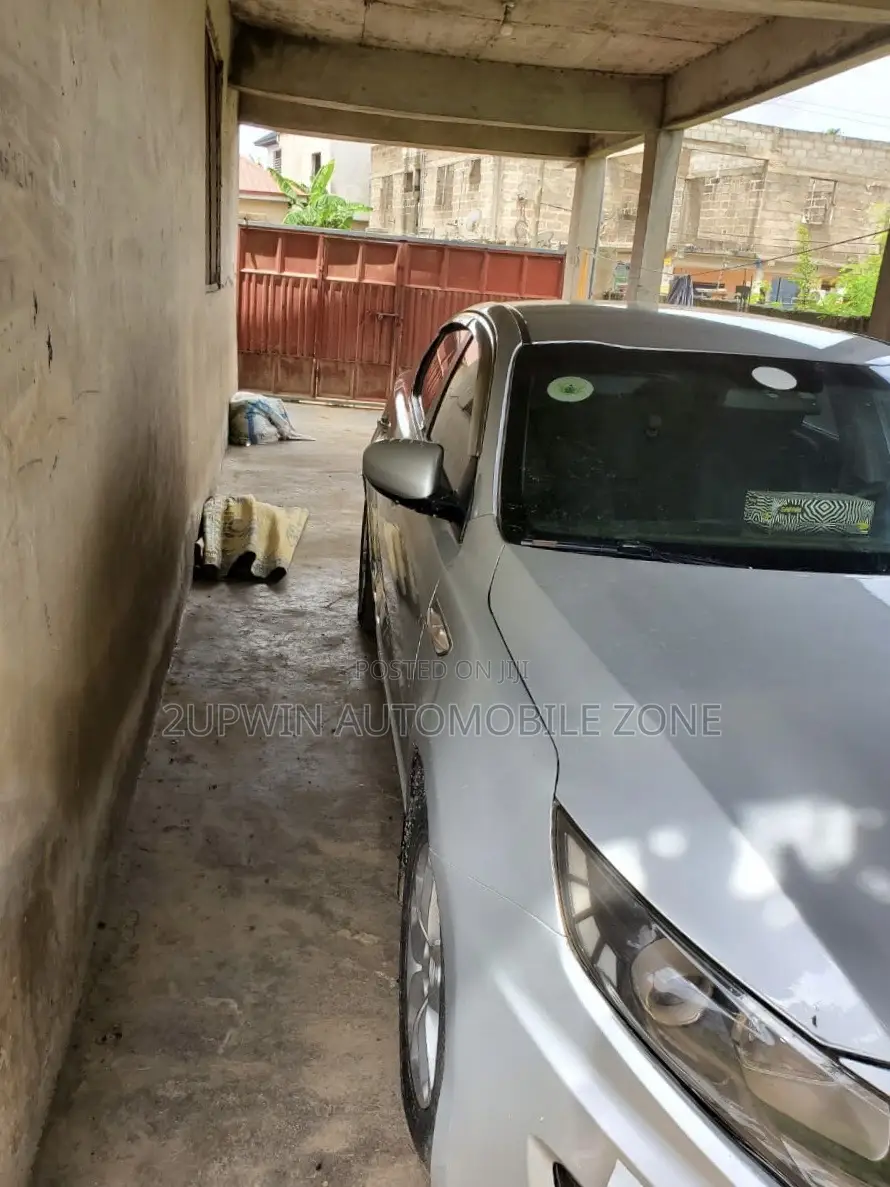 Kia K5 2011 Silver
