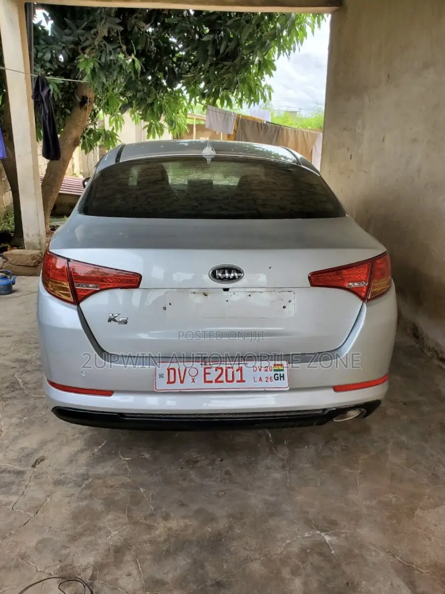 Kia K5 2011 Silver