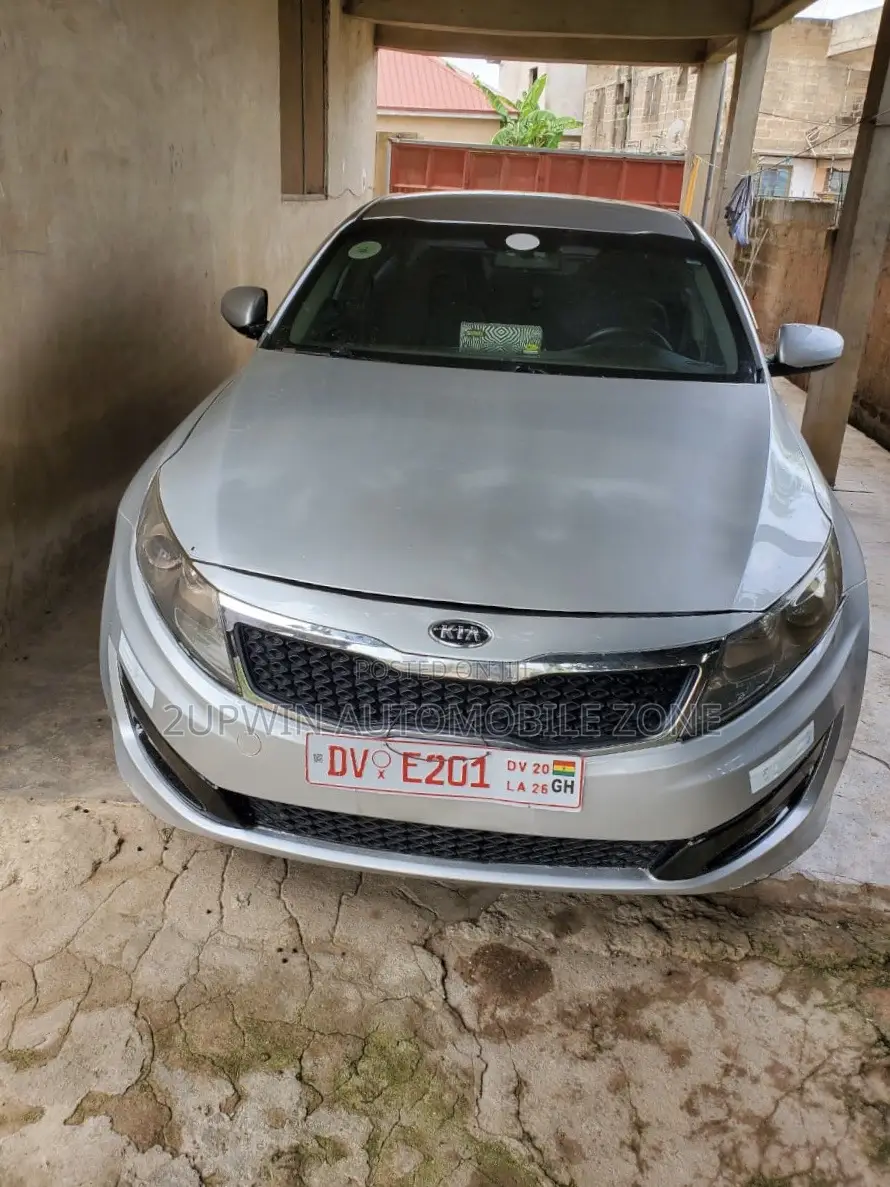 Kia K5 2011 Silver