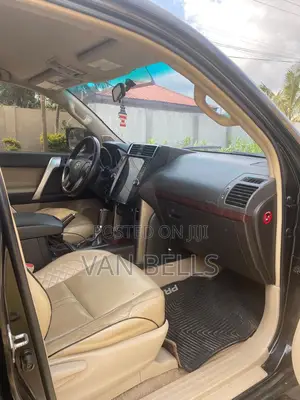 Toyota Land Cruiser Prado 2.7 i 2011 Black