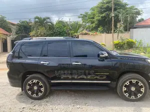 Toyota Land Cruiser Prado 2.7 i 2011 Black