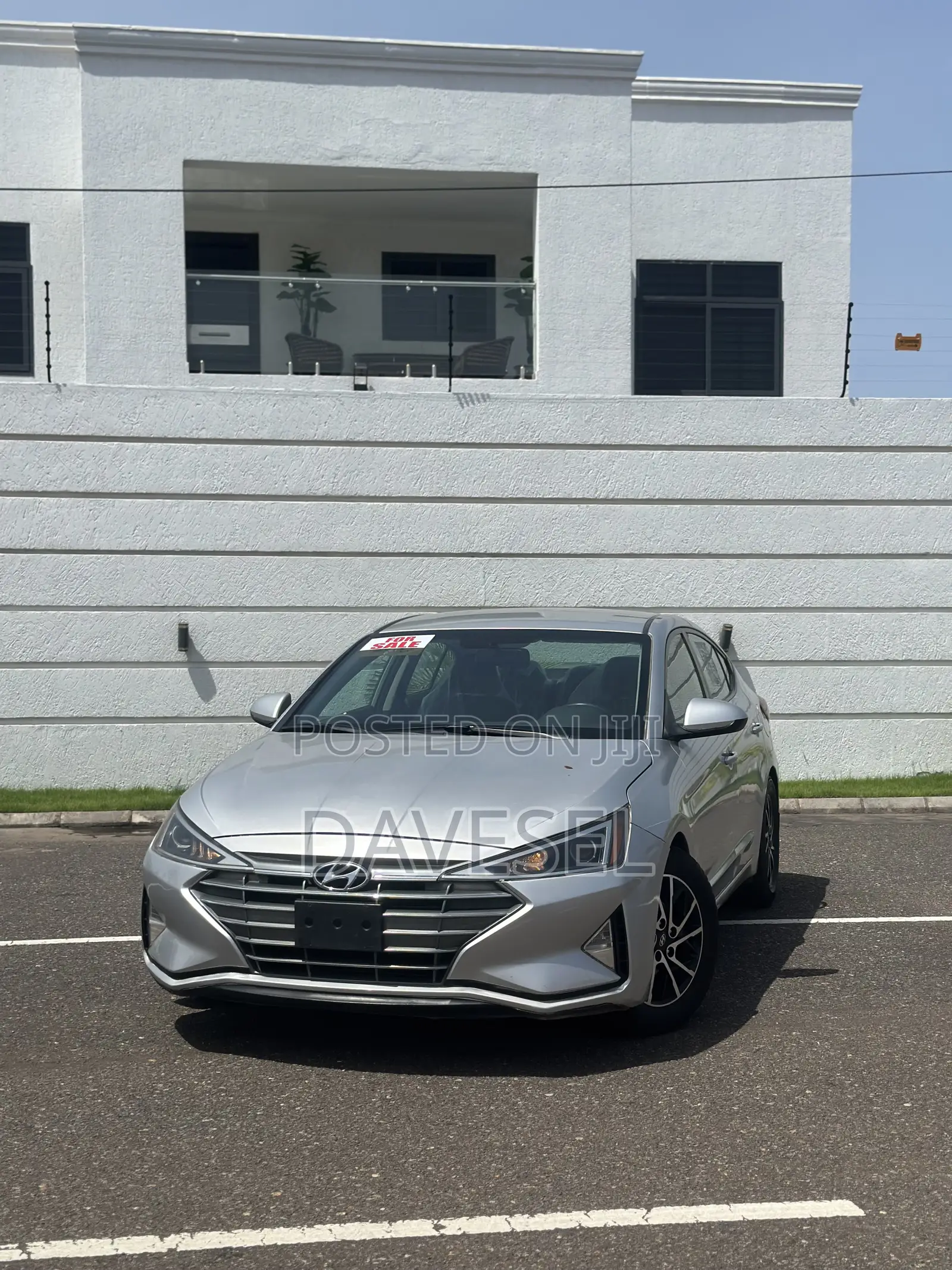Hyundai Elantra 2019 Silver