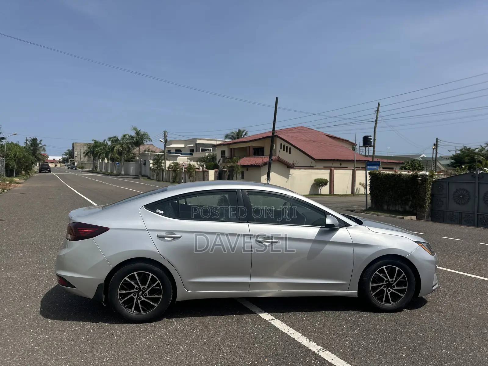 Hyundai Elantra 2019 Silver