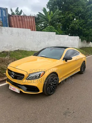 Mercedes-Benz C300 2016 Yellow