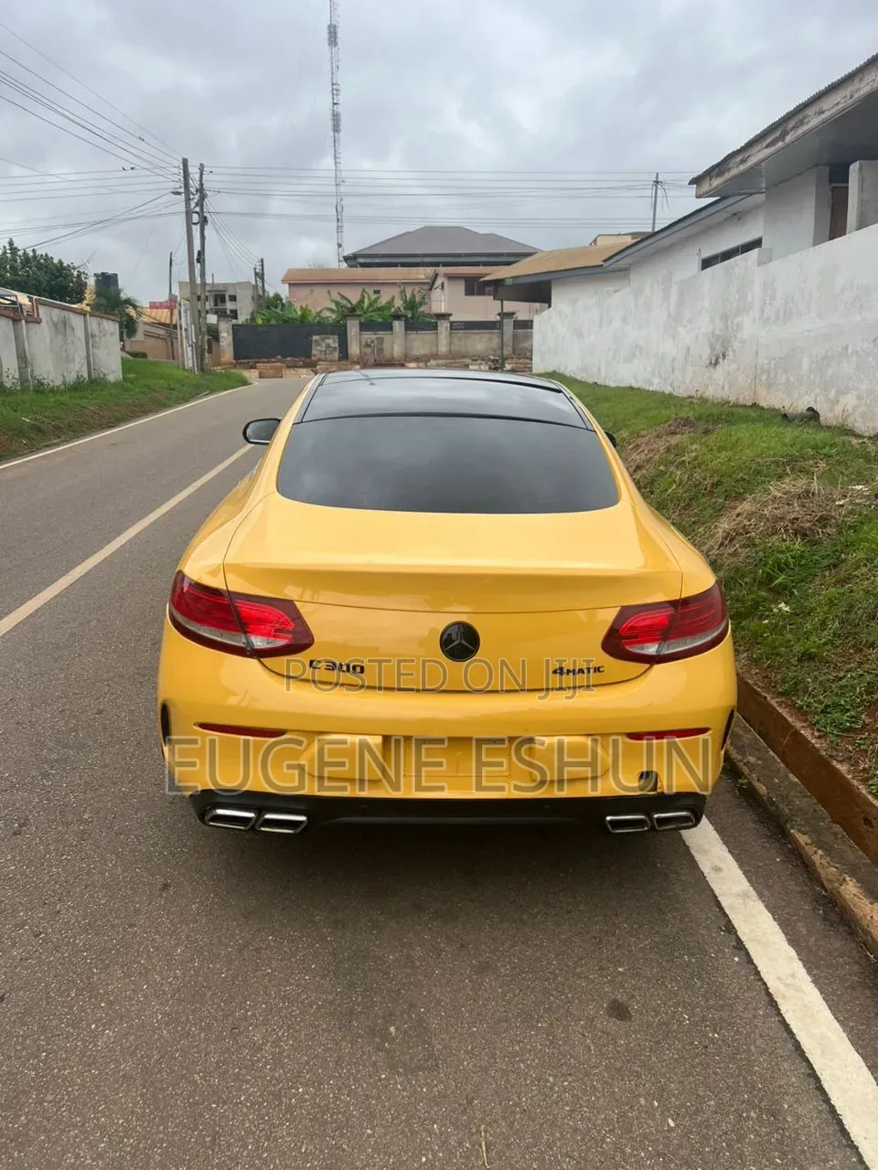 Mercedes-Benz C300 2016 Yellow