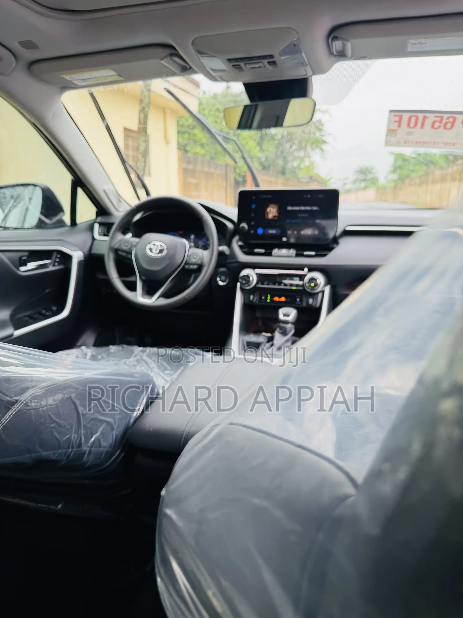 Toyota RAV4 Limited AWD 2024 Gray
