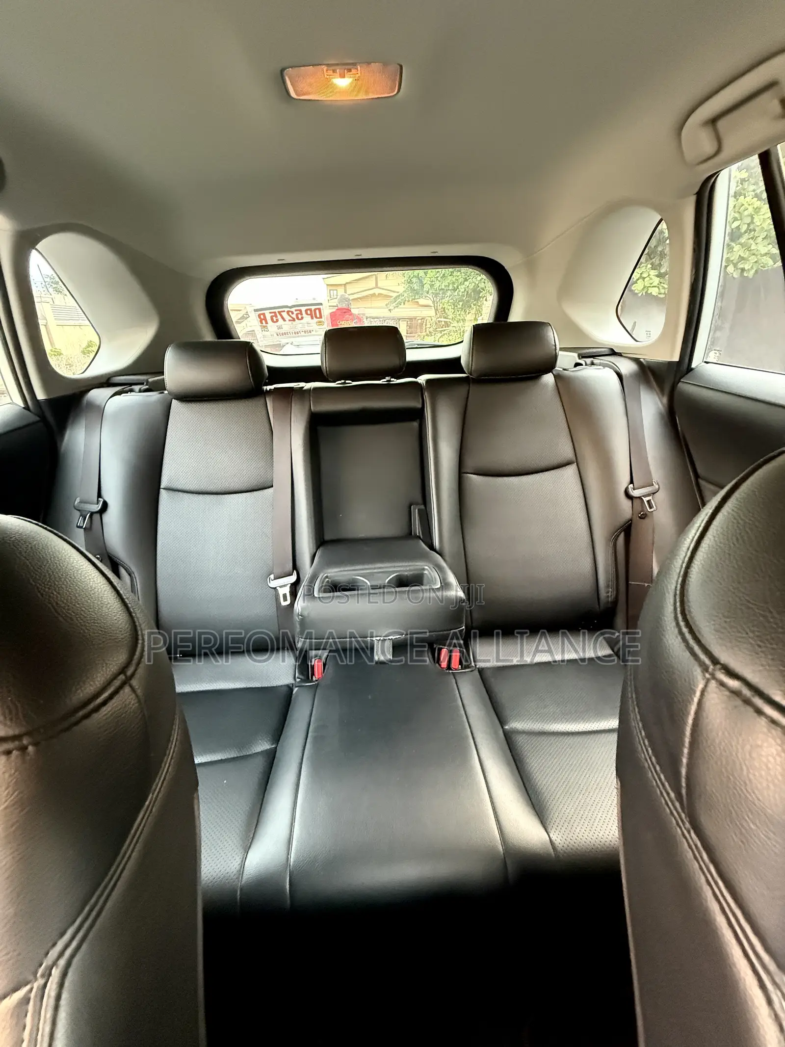Toyota RAV4 XLE AWD 2020 White