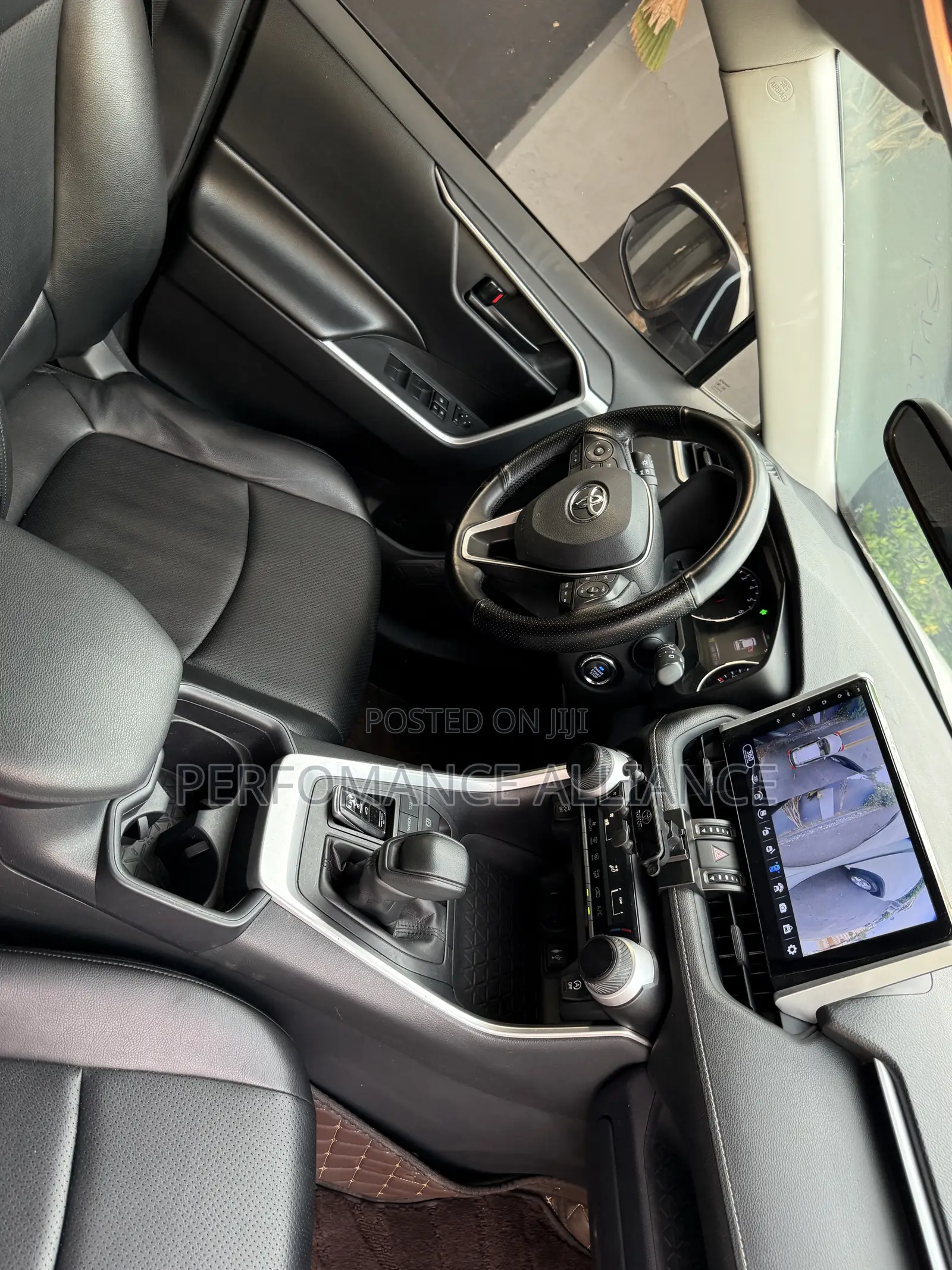 Toyota RAV4 XLE AWD 2020 White