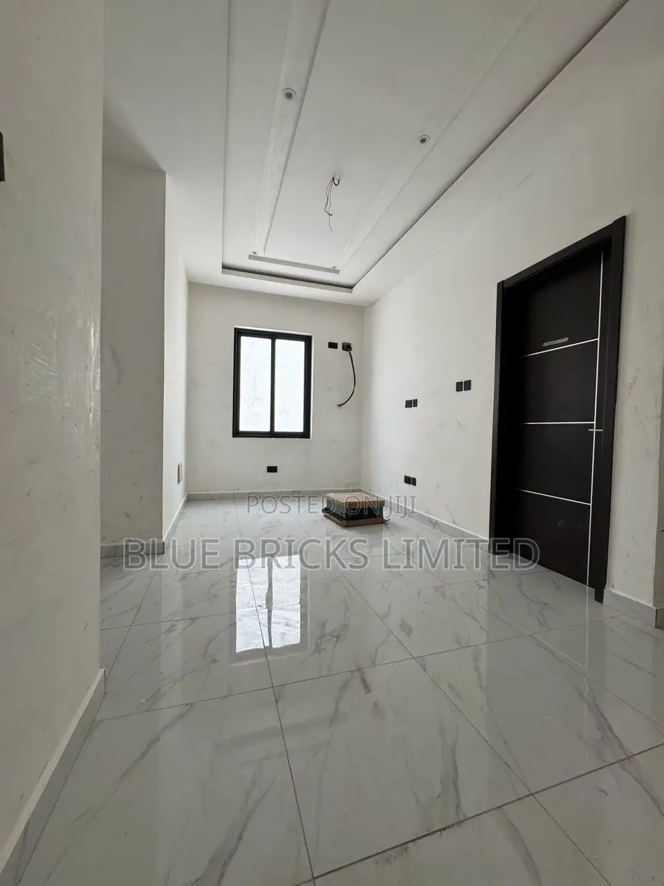 Furnished 4bdrm House in Manet for sale