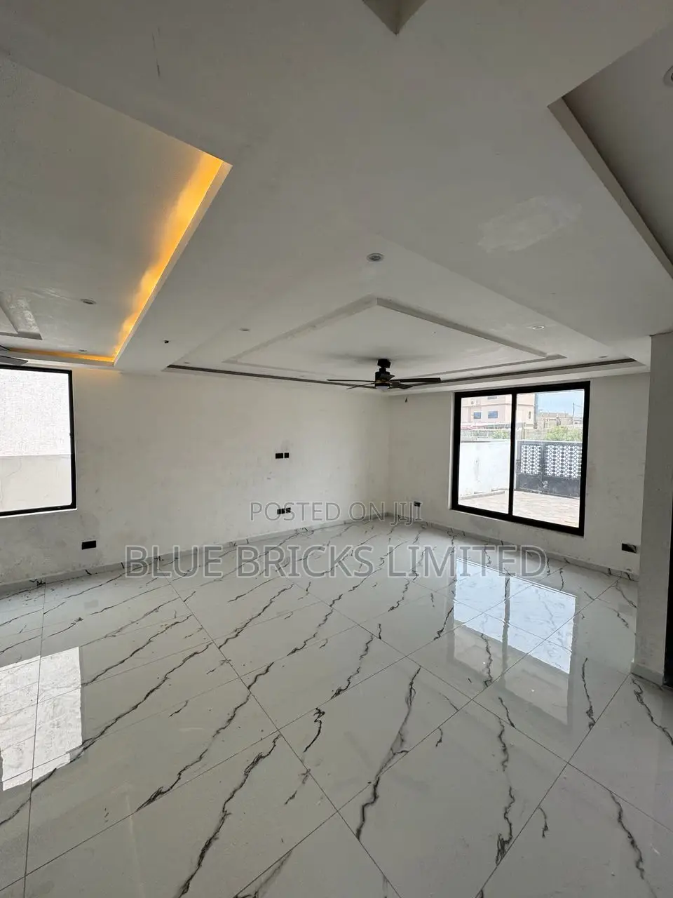 Furnished 4bdrm House in Manet for sale