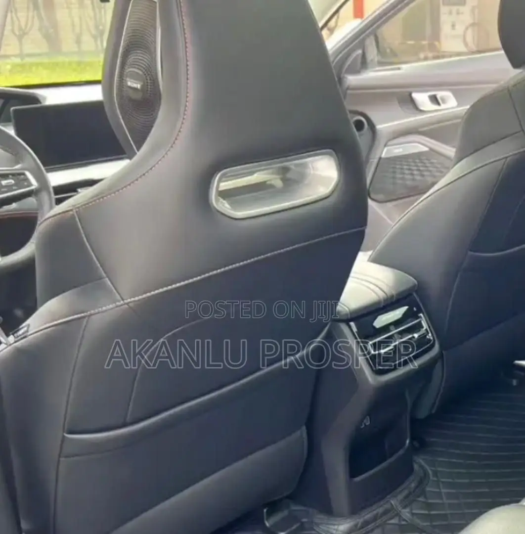 New Changan UNI-K 2.0 Petrol FWD 2024 Gray