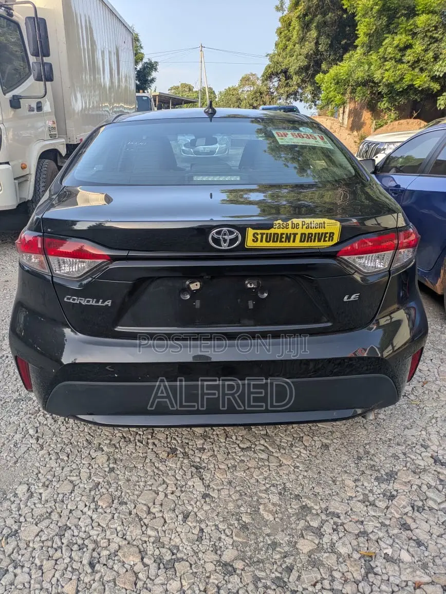 Toyota Corolla LE 2021 Black