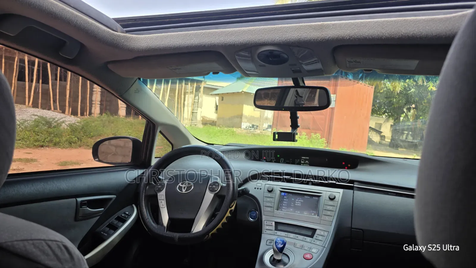 Toyota Prius v Five 2013 Silver