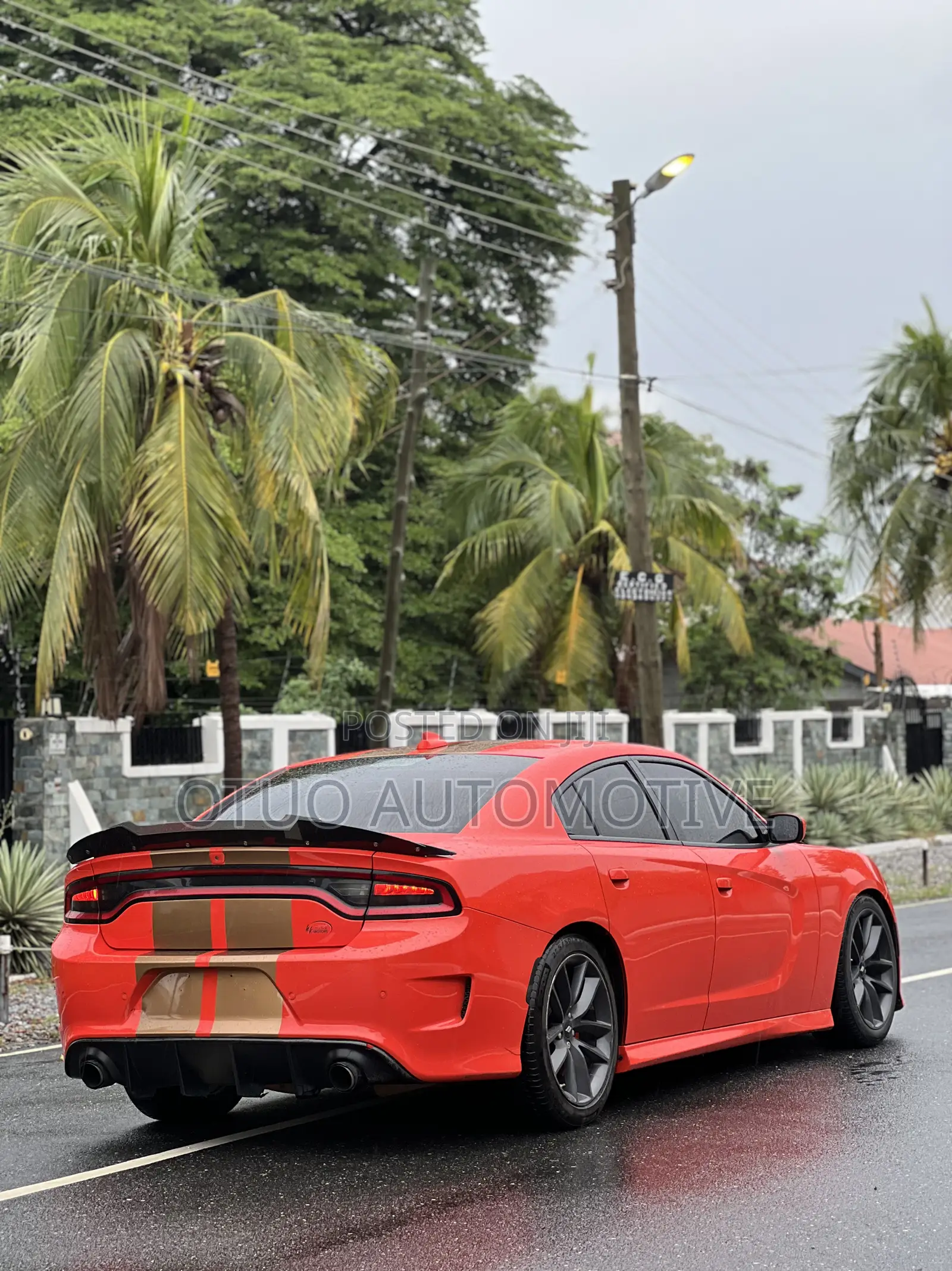 Dodge Challenger R/T Scat Pack RWD 2019 Orange
