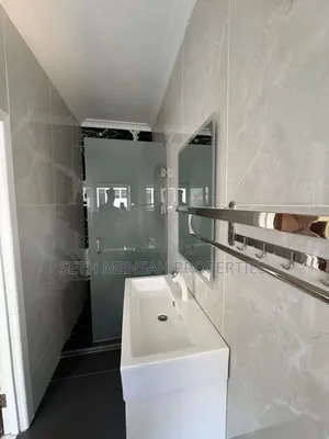 4bdrm House in DVLA Area for rent