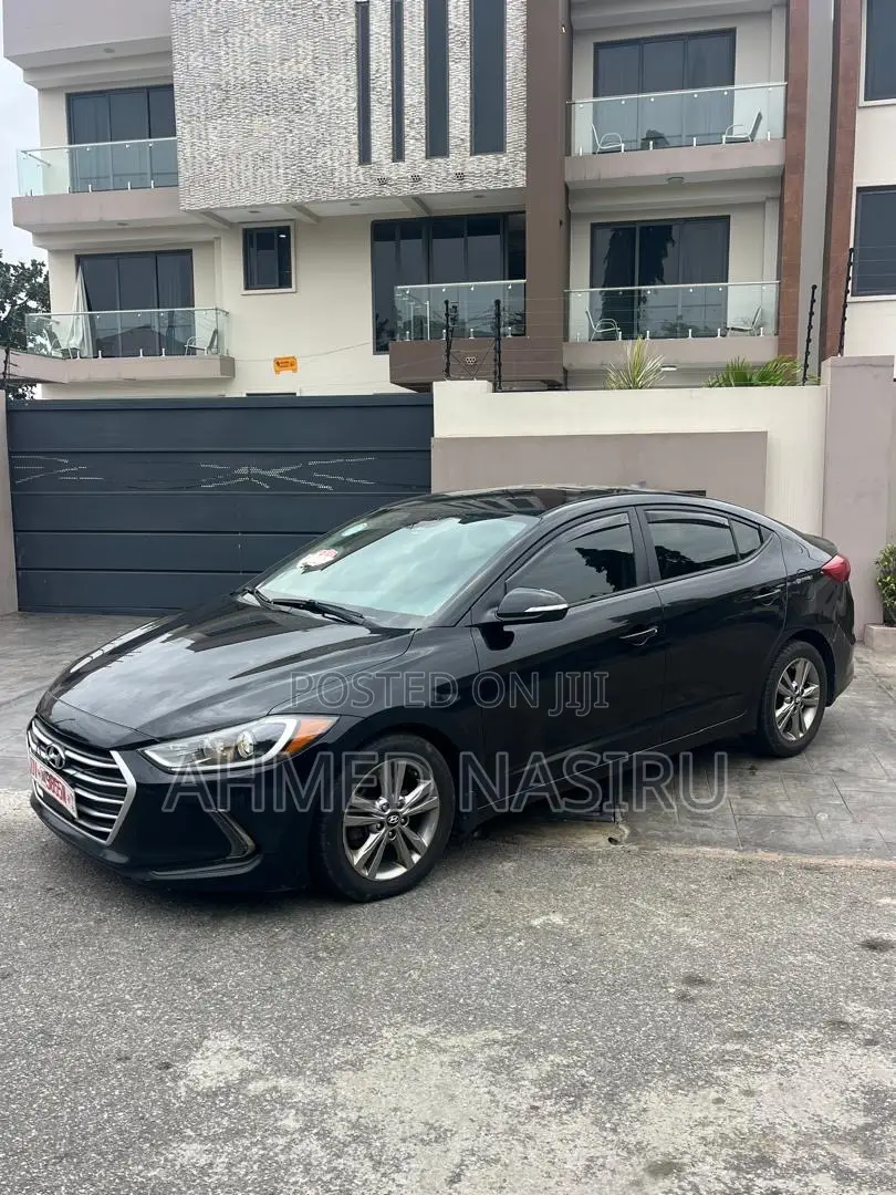 Hyundai Elantra 2018 Black