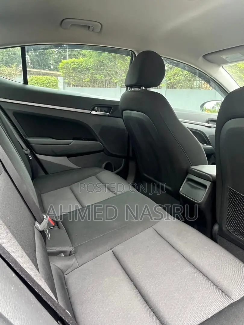 Hyundai Elantra 2018 Black