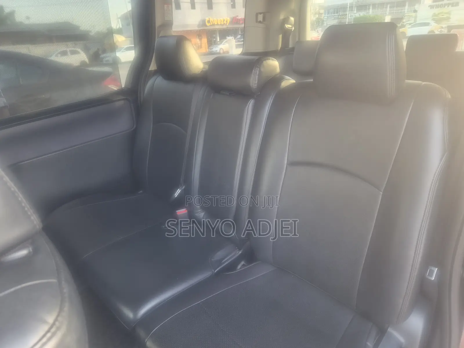 Toyota Noah 2015 Purple