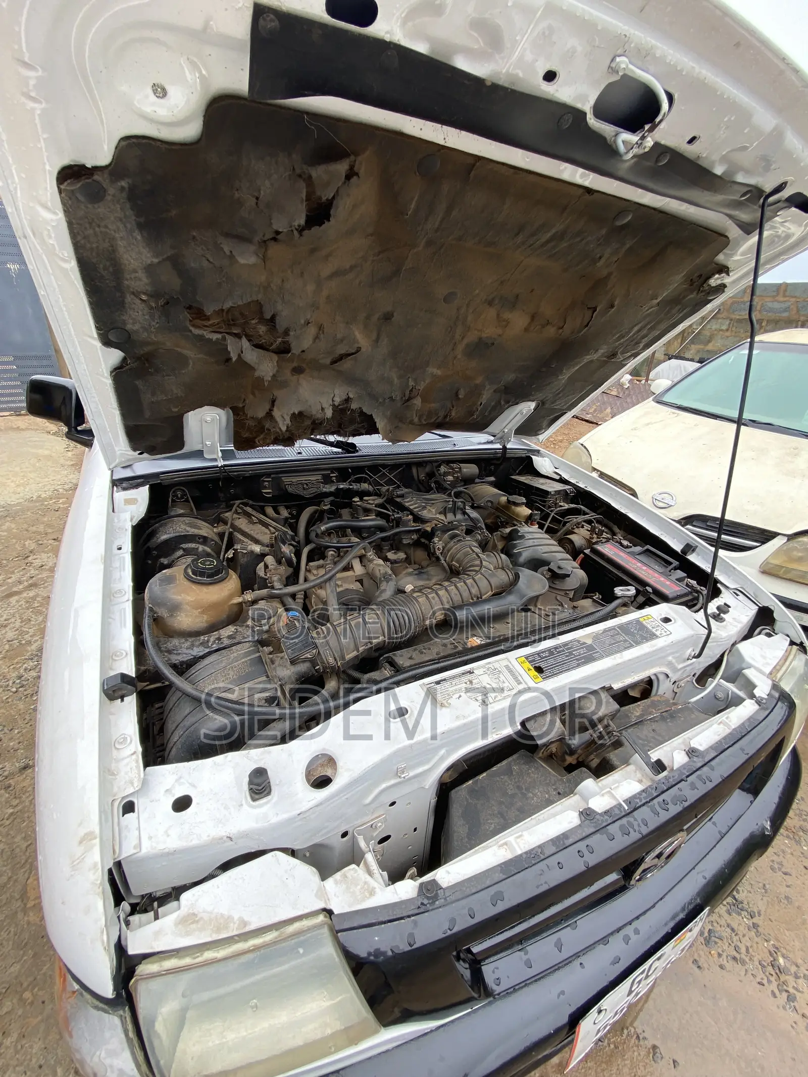 Mazda B 2002 White