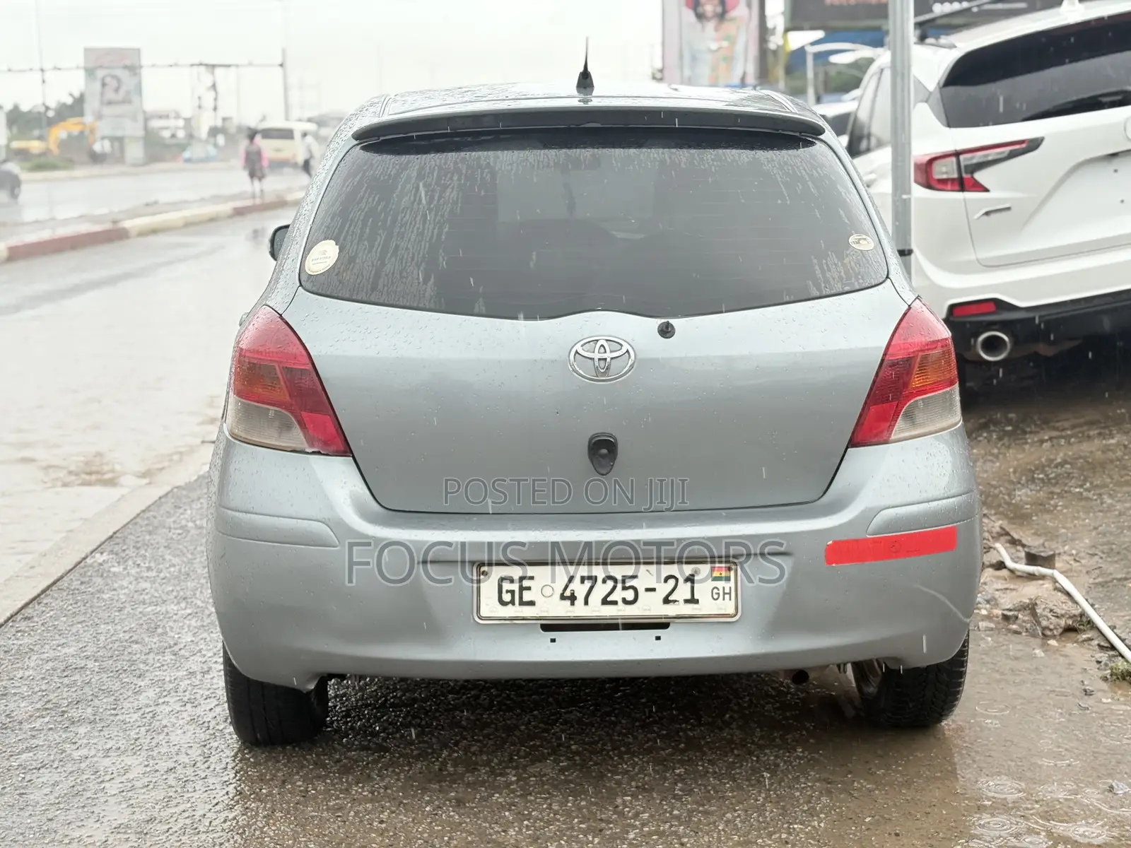 Toyota Vitz 2010 Gray