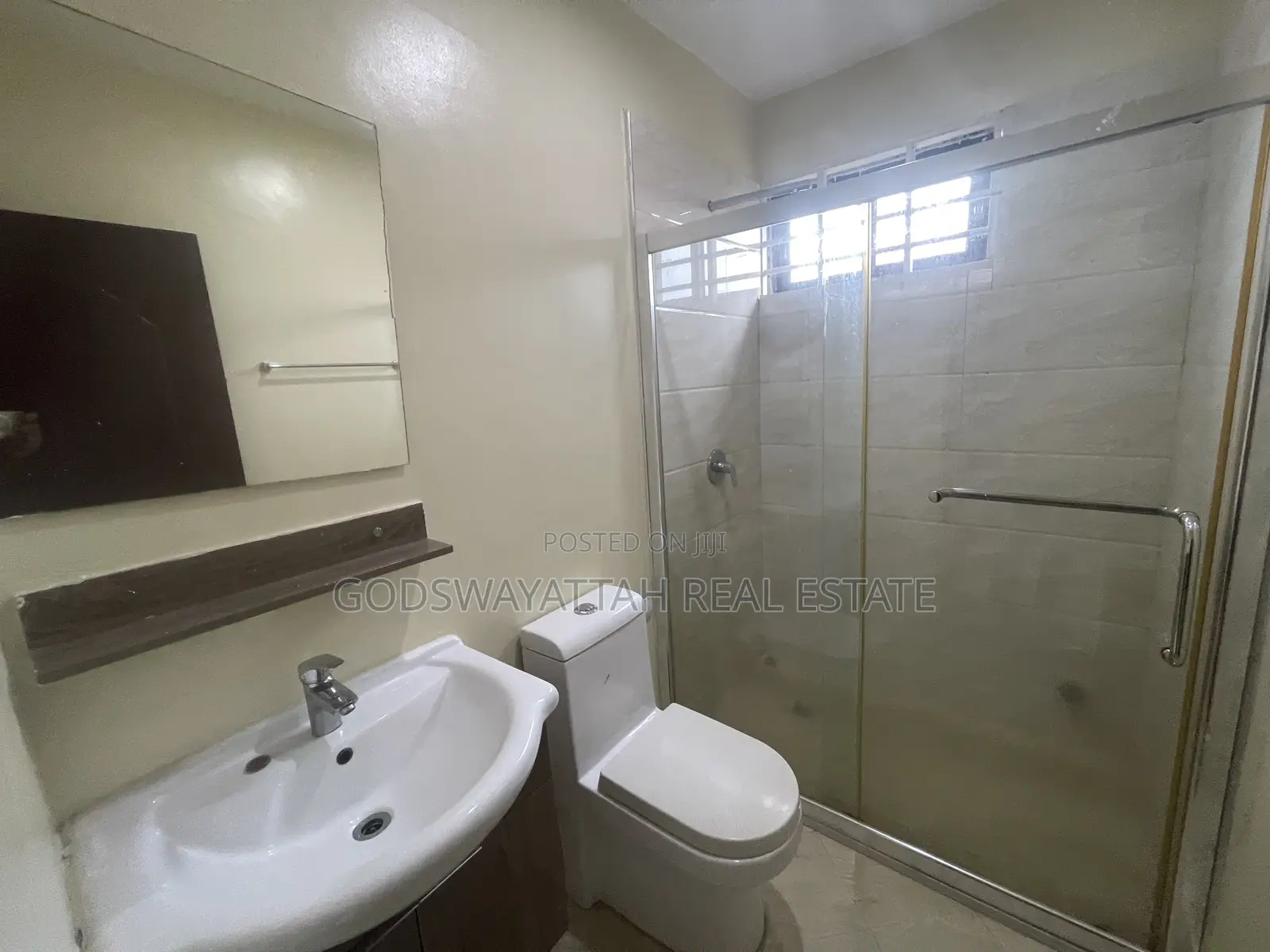 3bdrm House in East Legon, Adjiriganor for rent